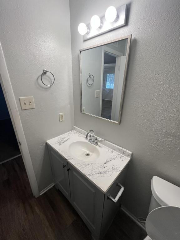 100 Lc Martin Dr - Photo 6 of 9