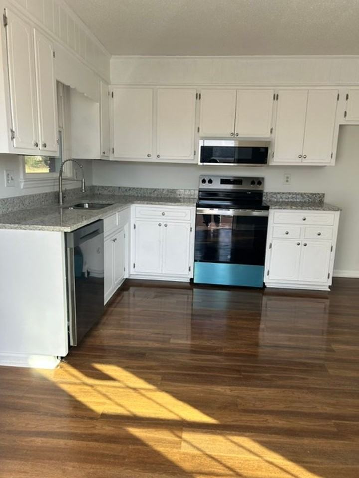 1608 Springfield Road - Photo 2 of 12