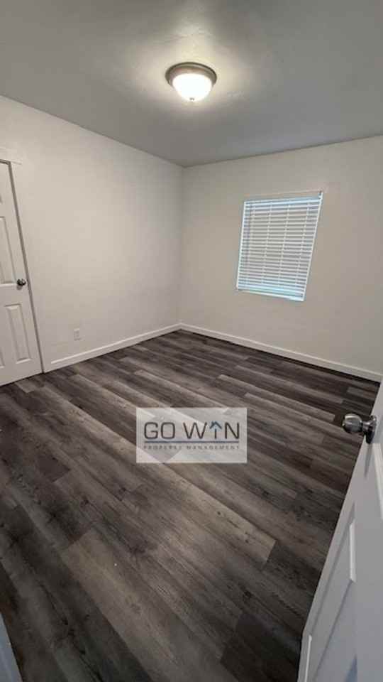 2310 East Roosevelt Street - Photo 5 of 14