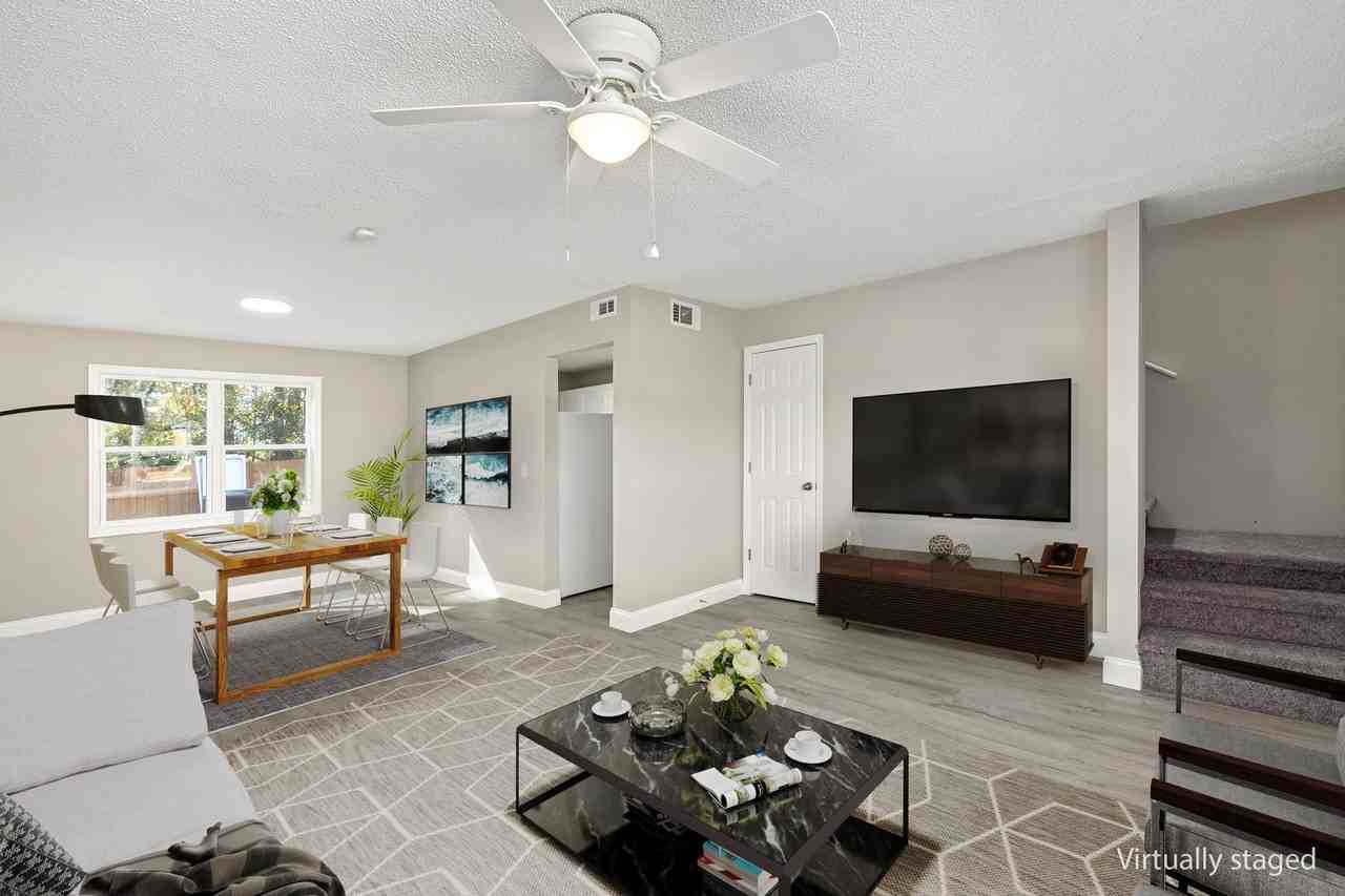 960 Houck Street - Photo 3 of 23