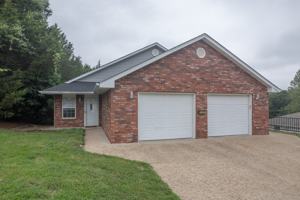 featured image of 609 Doe Run #A