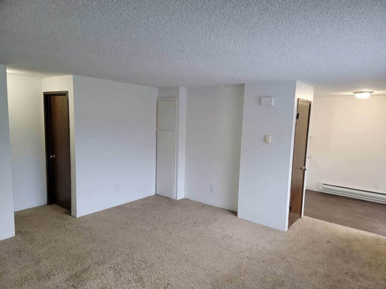 Pebble Bay Apartments - Photo 2 of 8