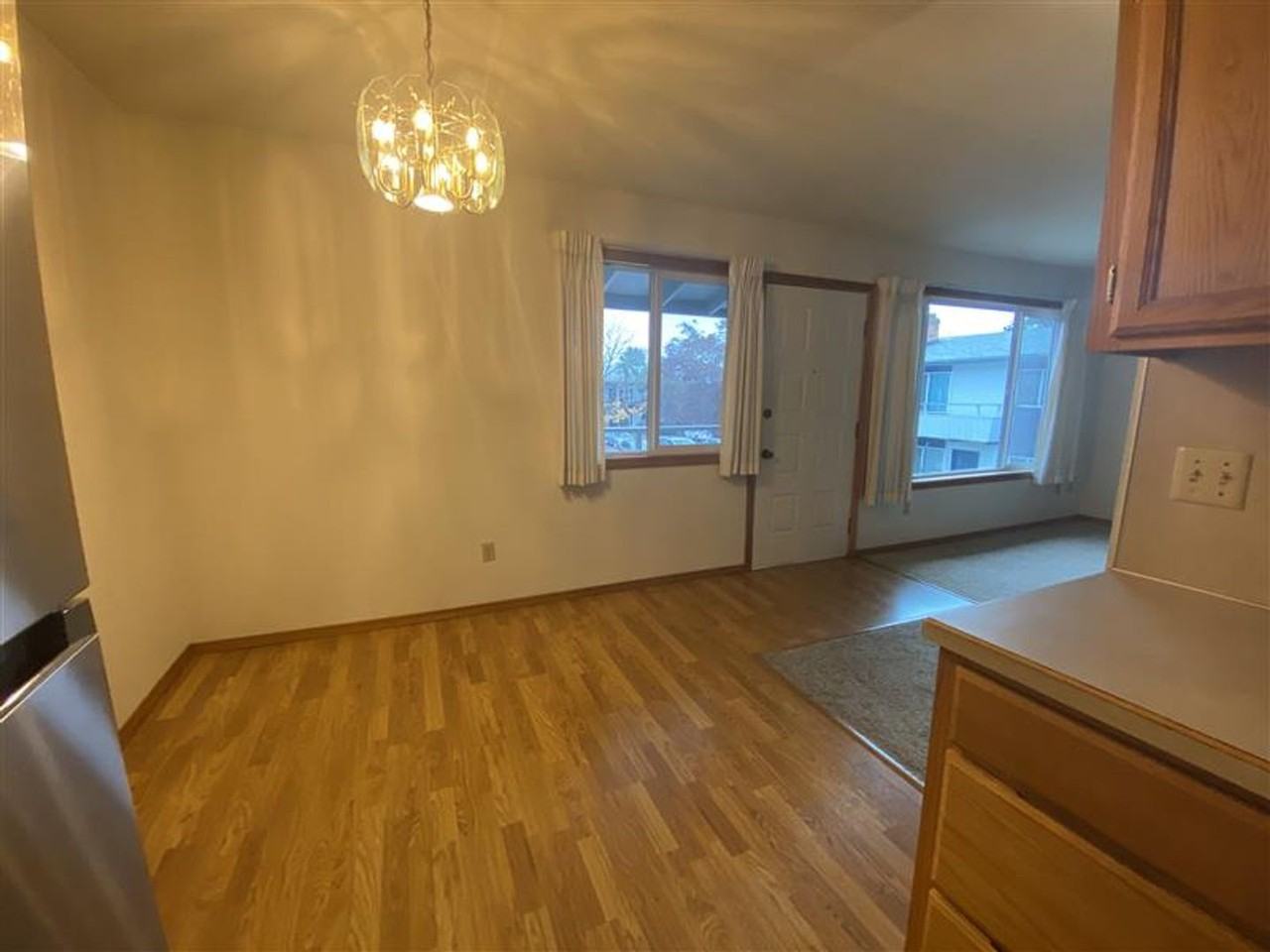 Tabor West Apartments - Photo 5 of 33