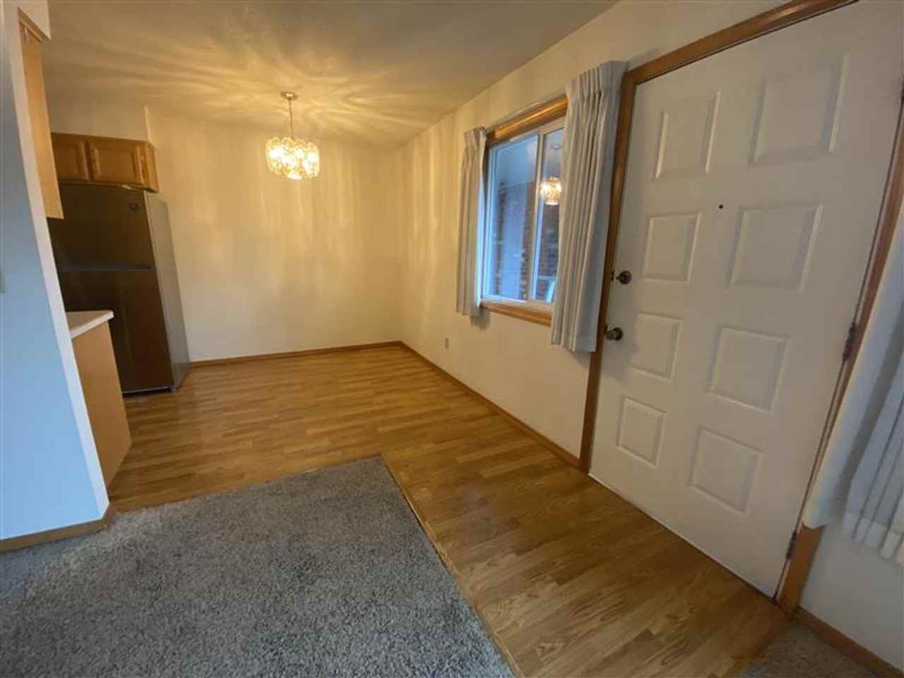 Tabor West Apartments - Photo 6 of 33