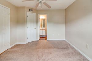 featured image of 623 W Glenn Ave