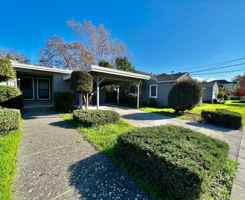 featured image of 1880 Main Street