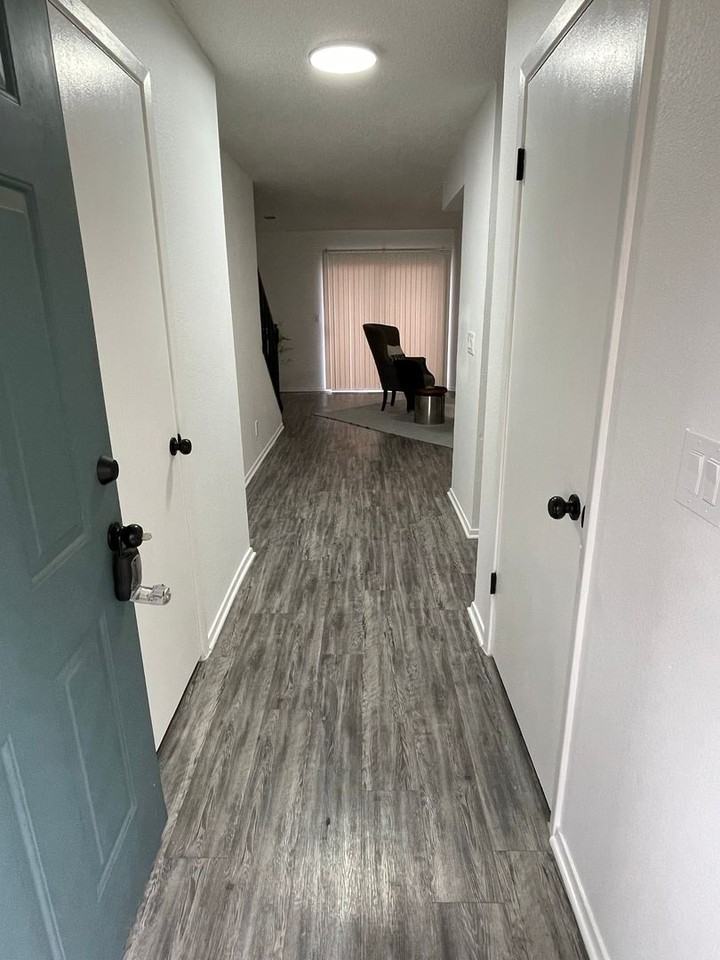 708 West Collins Street - Photo 2 of 19