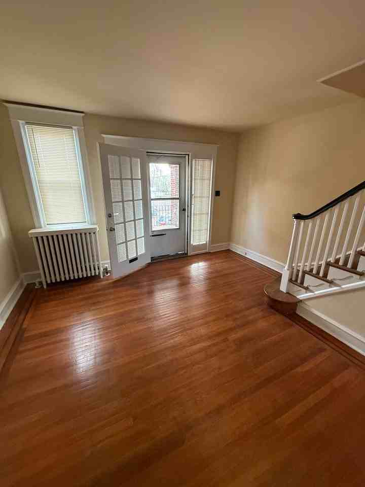 5720 Colgate St - Photo 3 of 16
