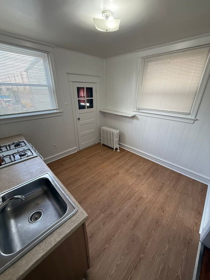 5720 Colgate St - Photo 7 of 16