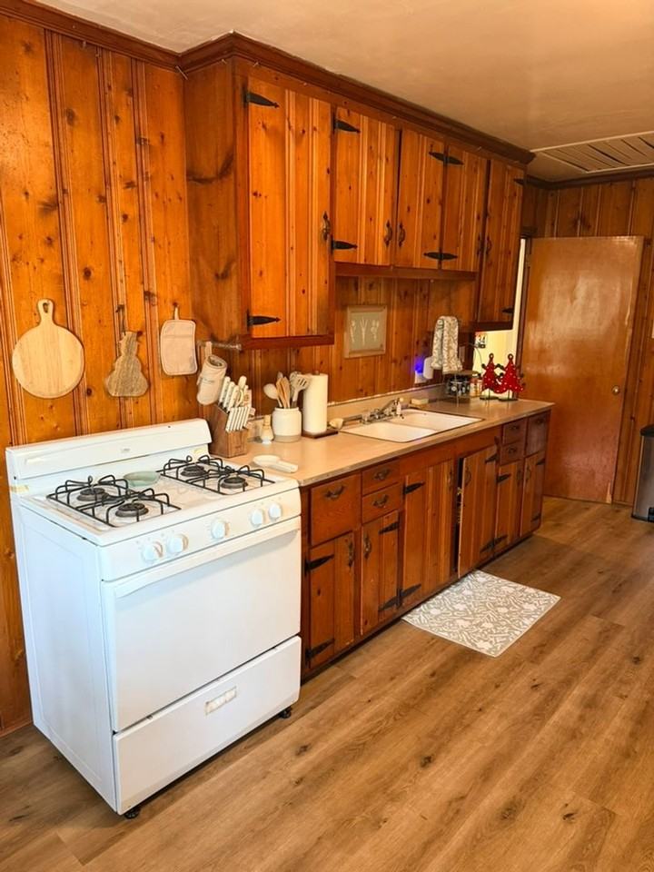 232 West Chewacla Drive - Photo 7 of 7