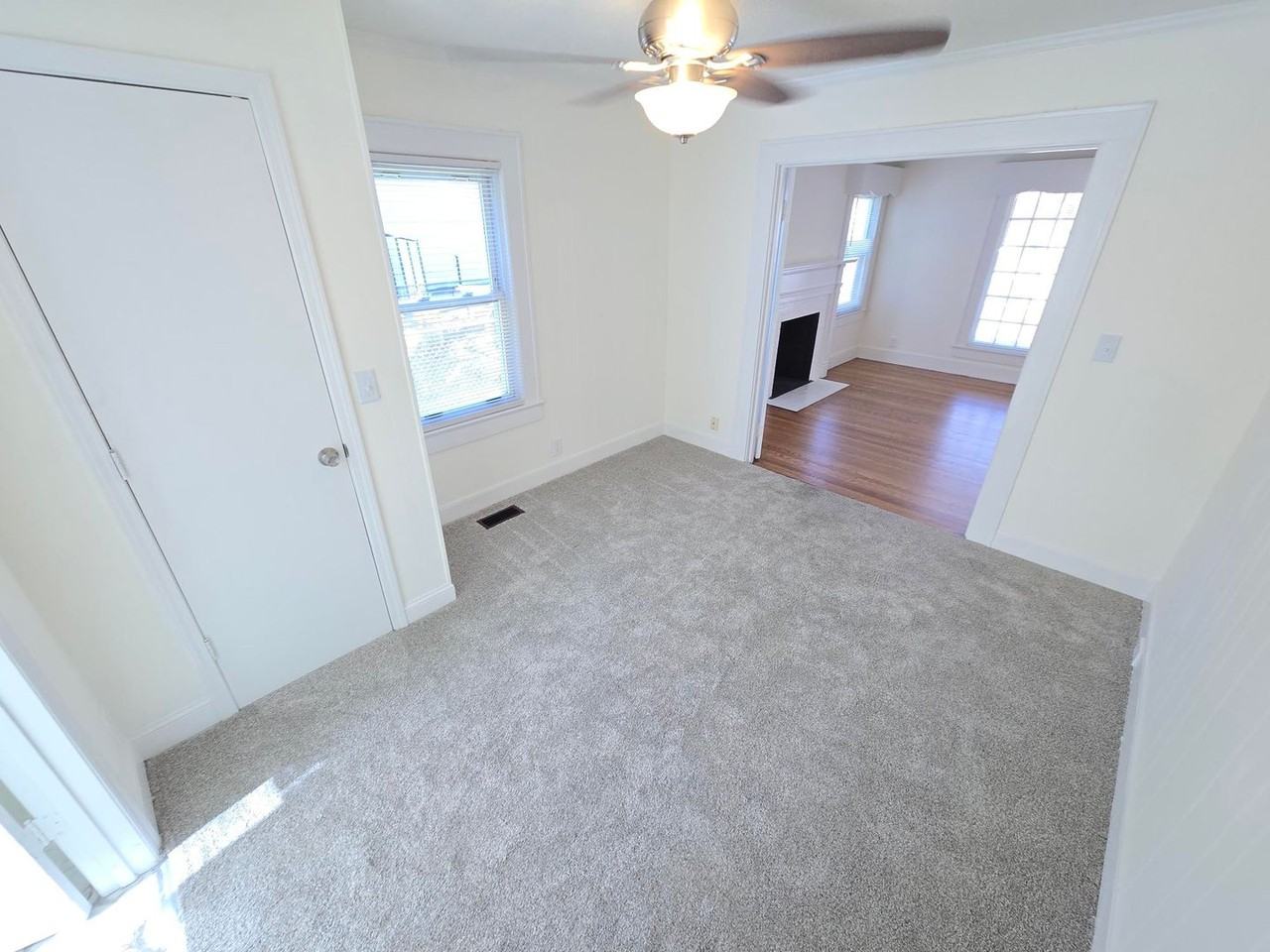 621 Grace Ave - Photo 3 of 17