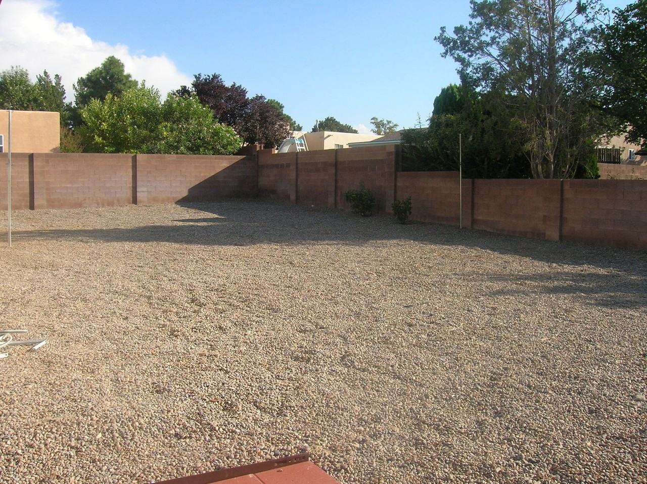 9400 Admiral Nimitz Ave Ne - Photo 7 of 16