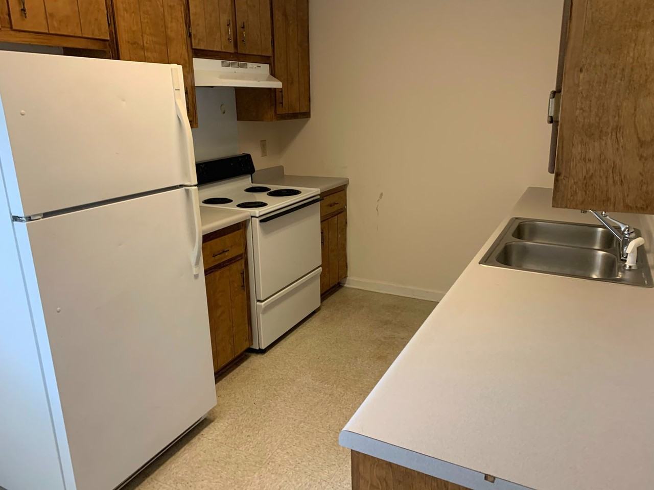 109 Hunters Run Rd - Photo 4 of 11