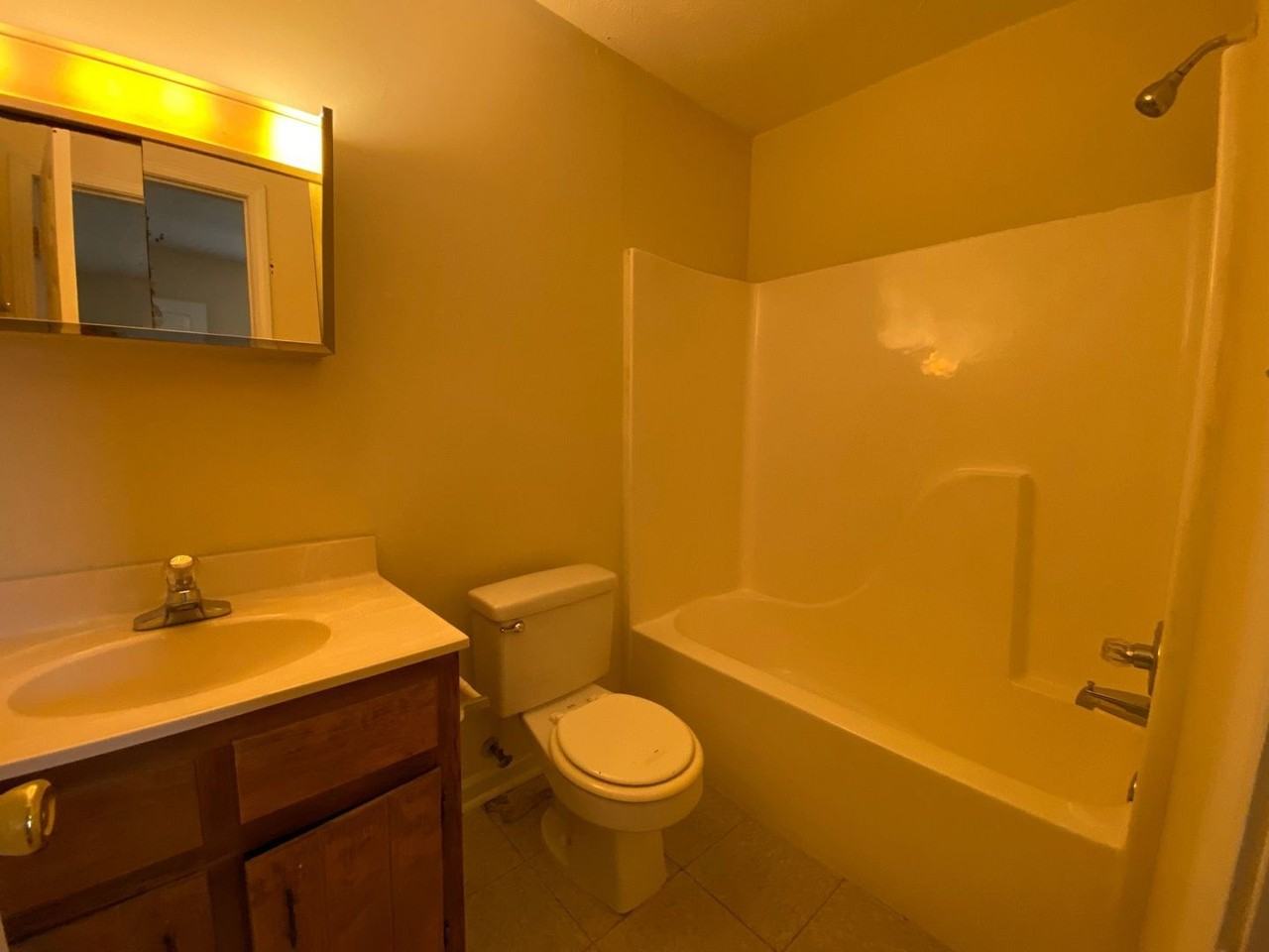 141 Hunters Run Rd - Photo 5 of 13