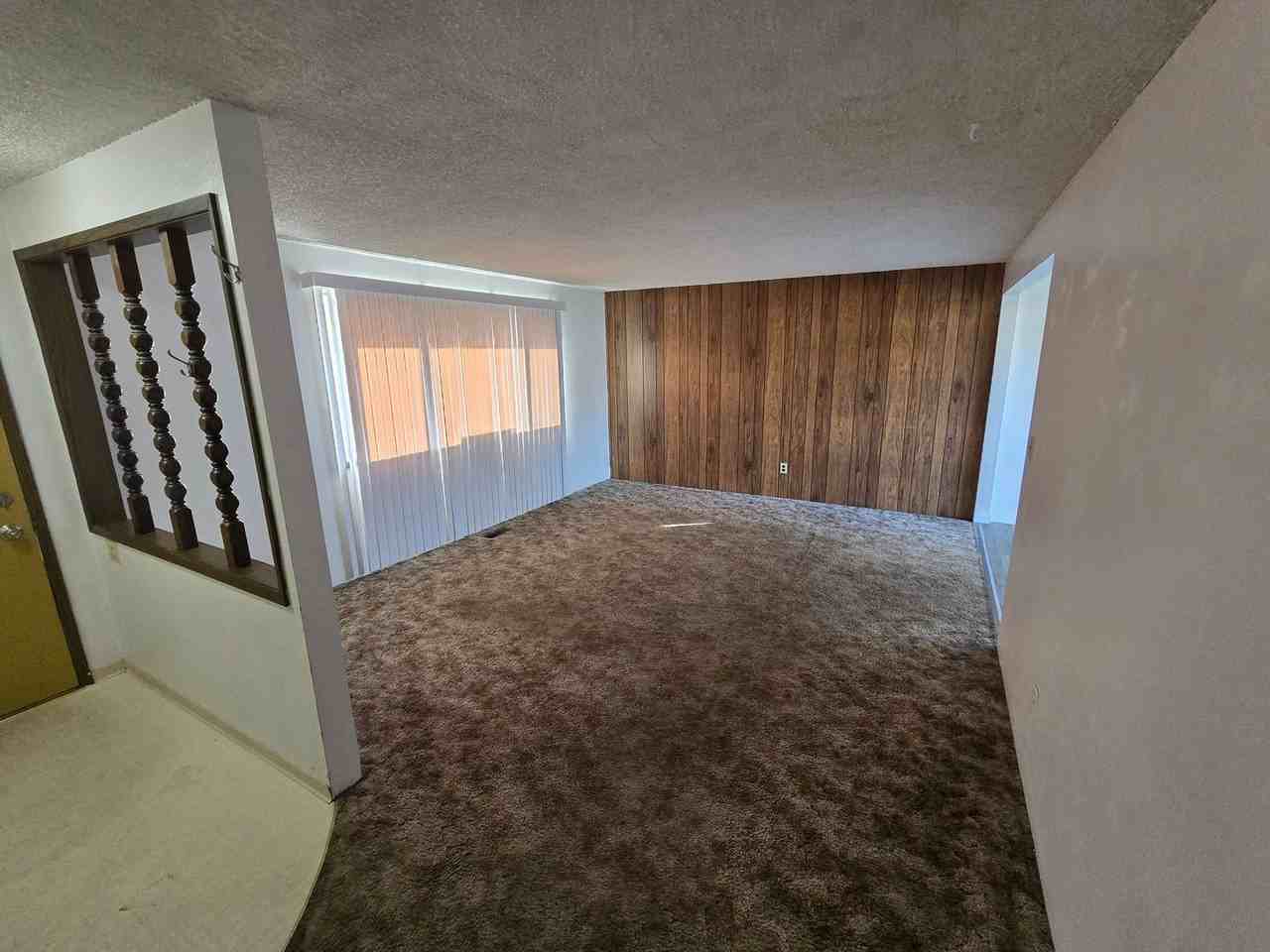 3400 Coronado Way - Photo 2 of 9