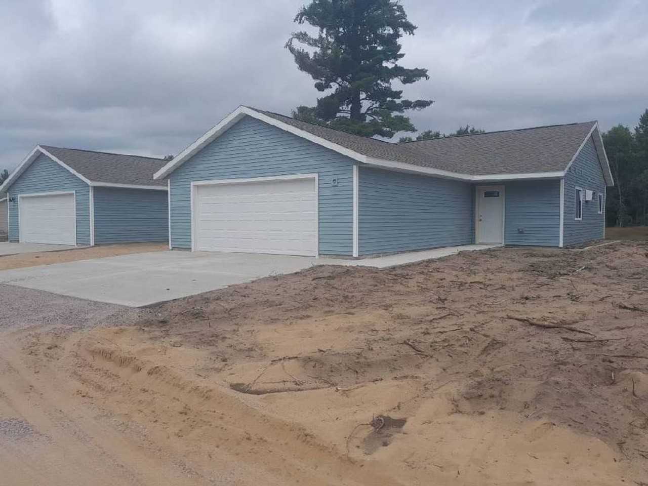 14520 Wisconsin Highway 13 - Photo 2 of 4