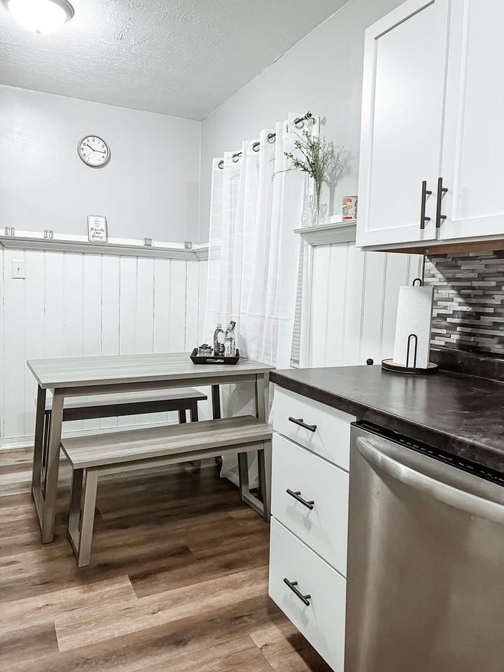 2244 Park St - Photo 7 of 37