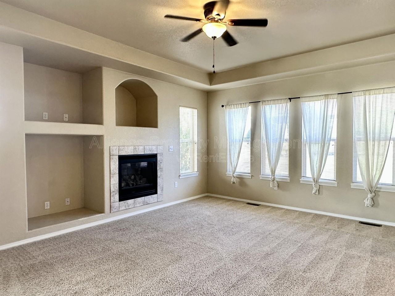 8361 Winding Passage Dr - Photo 3 of 45