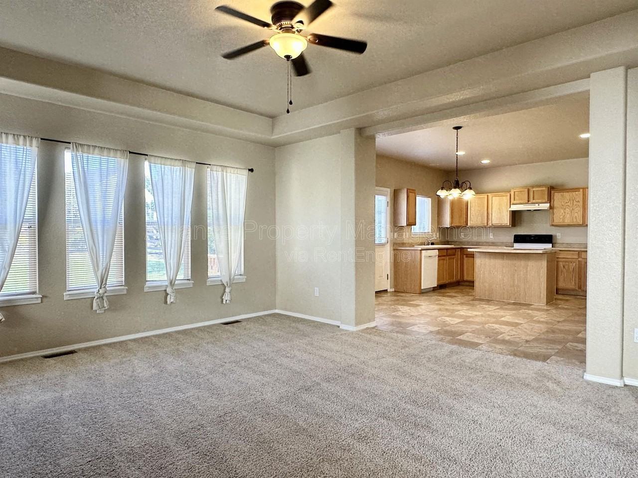 8361 Winding Passage Dr - Photo 4 of 45