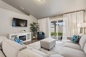 featured image of 2937 Castle Rock Boulevard