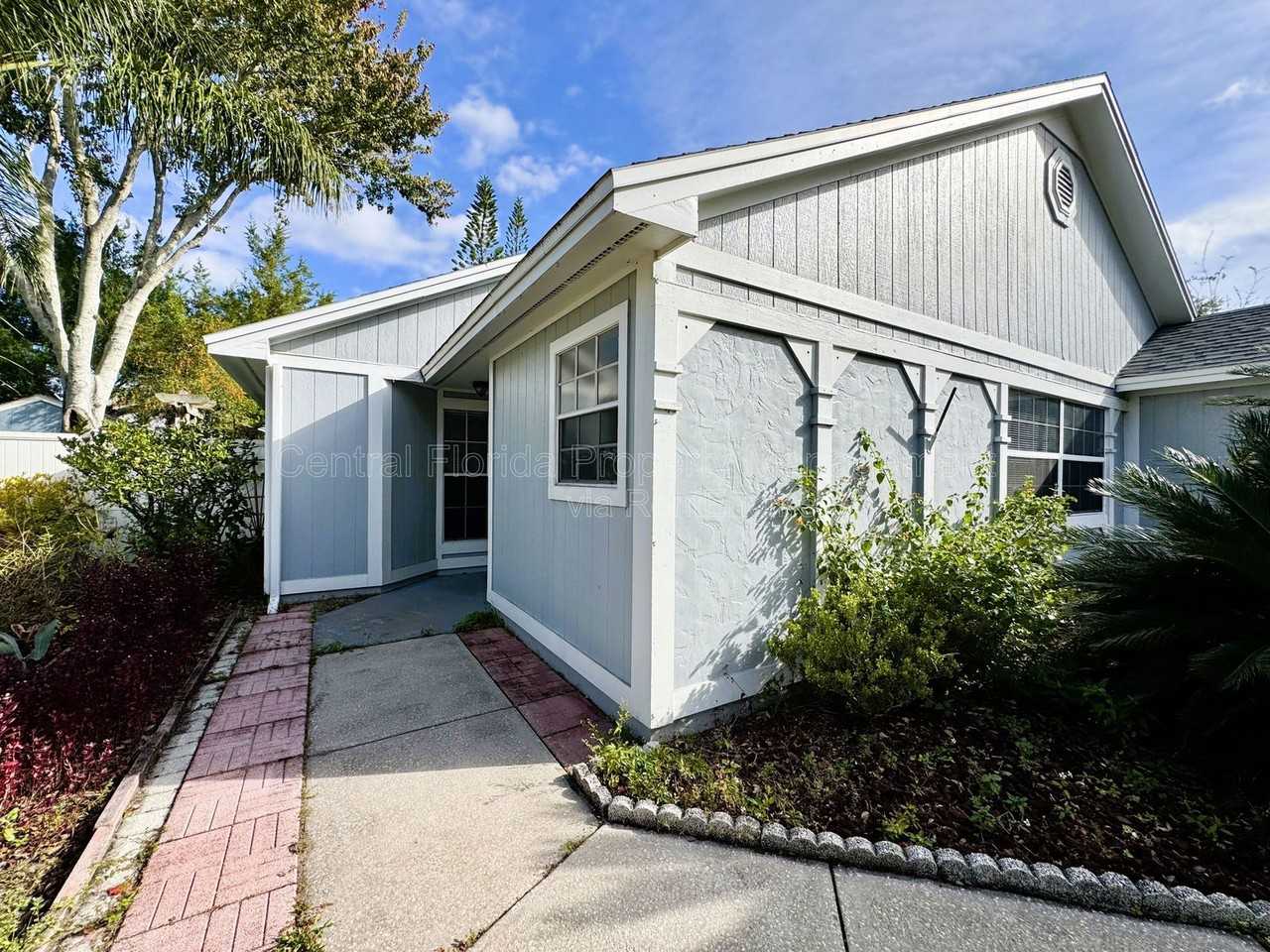 153 Becky Thatcher Ct - Photo 2 of 28