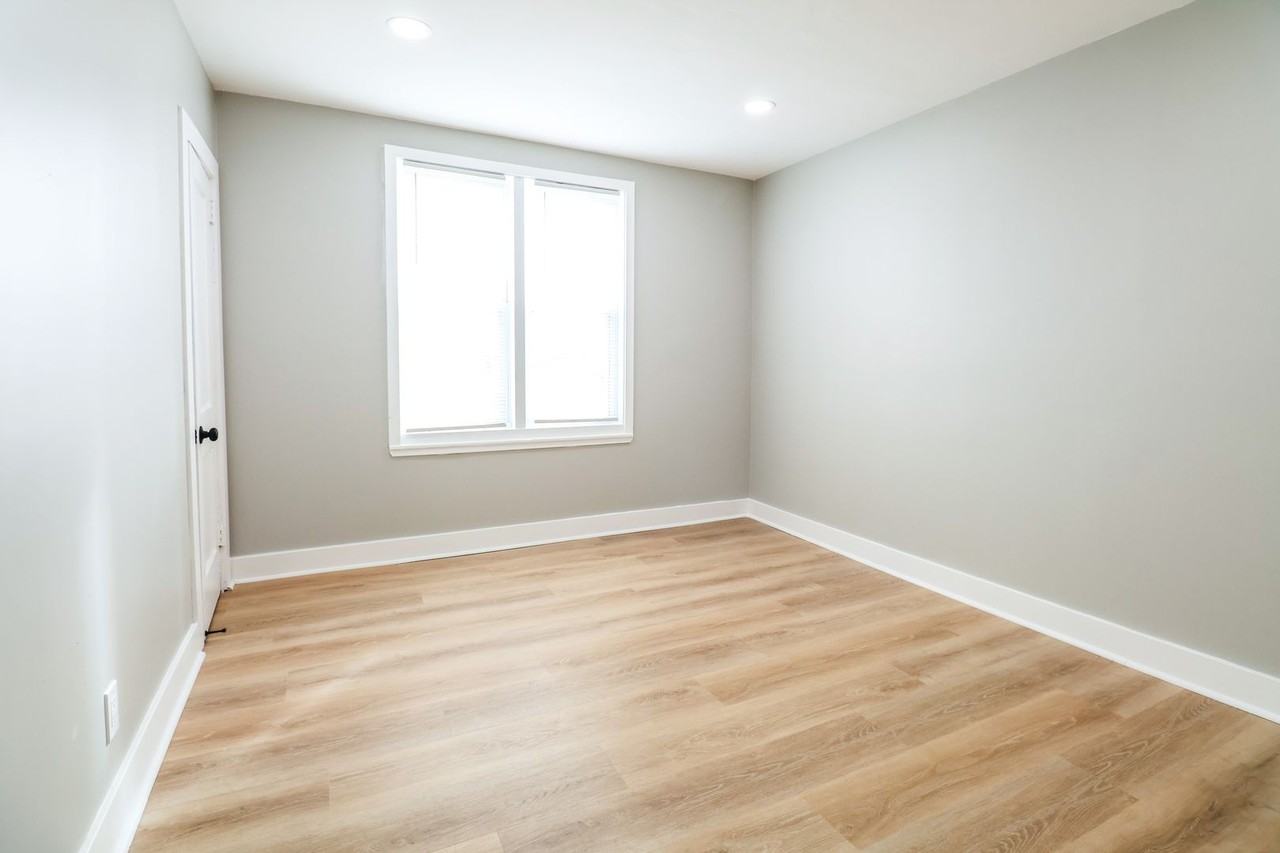 5548 Woodland Ave - Photo 7 of 9