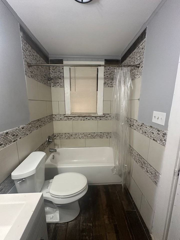 1126 Brentwood Ave - Photo 7 of 16