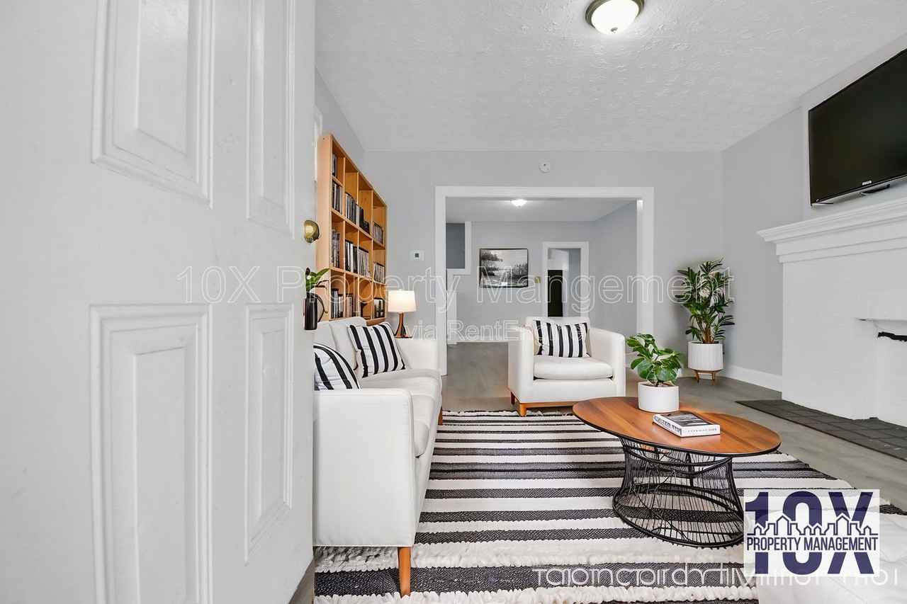 1100 E 20th Ave - Photo 5 of 24