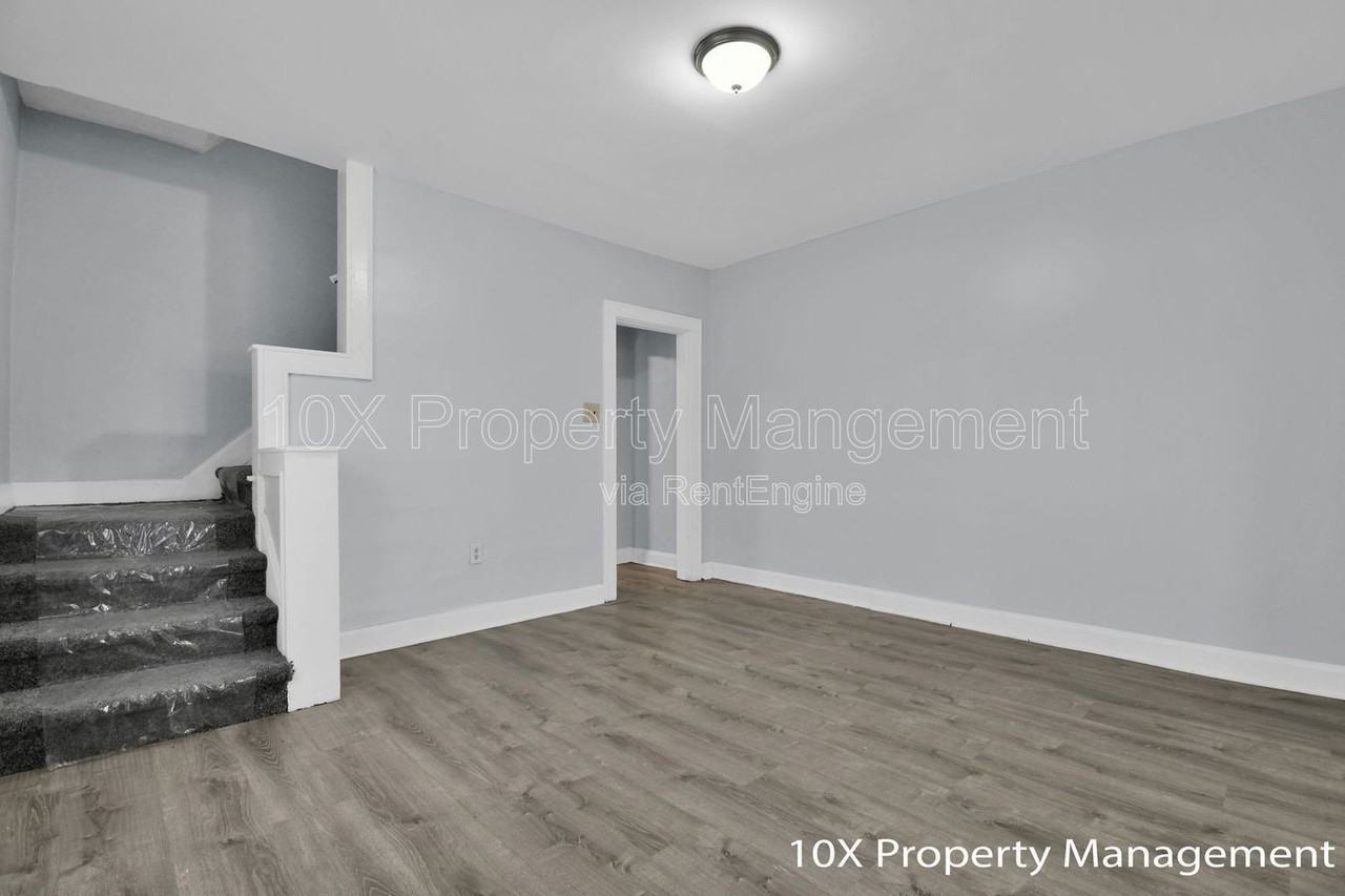 1100 E 20th Ave - Photo 7 of 24