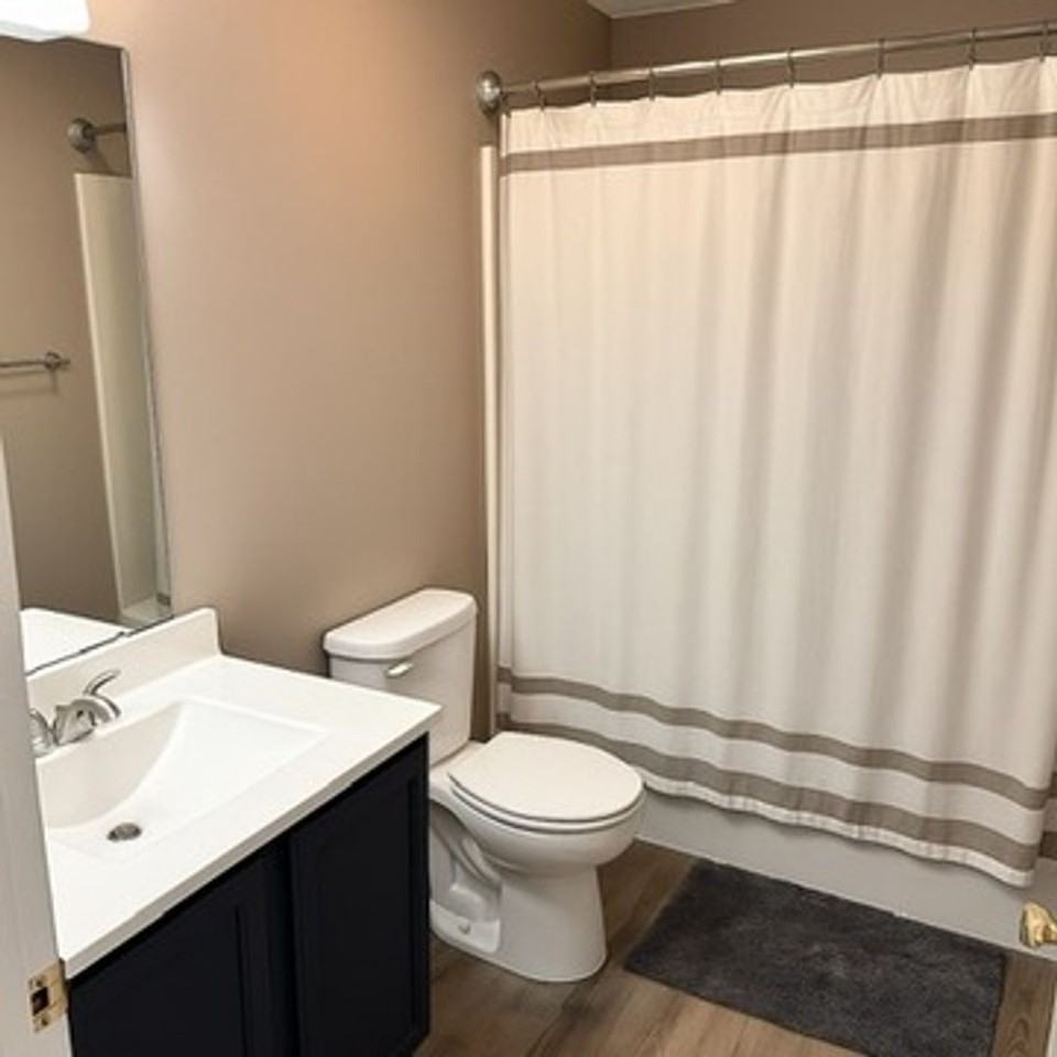 1114 South College Street #4-301 - Photo 7 of 9