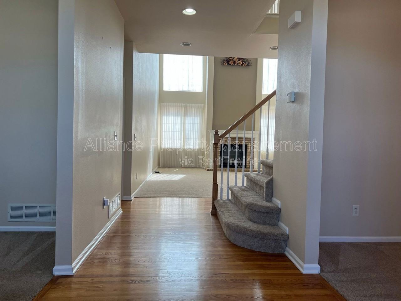 9083 Musgrave Street - Photo 3 of 42