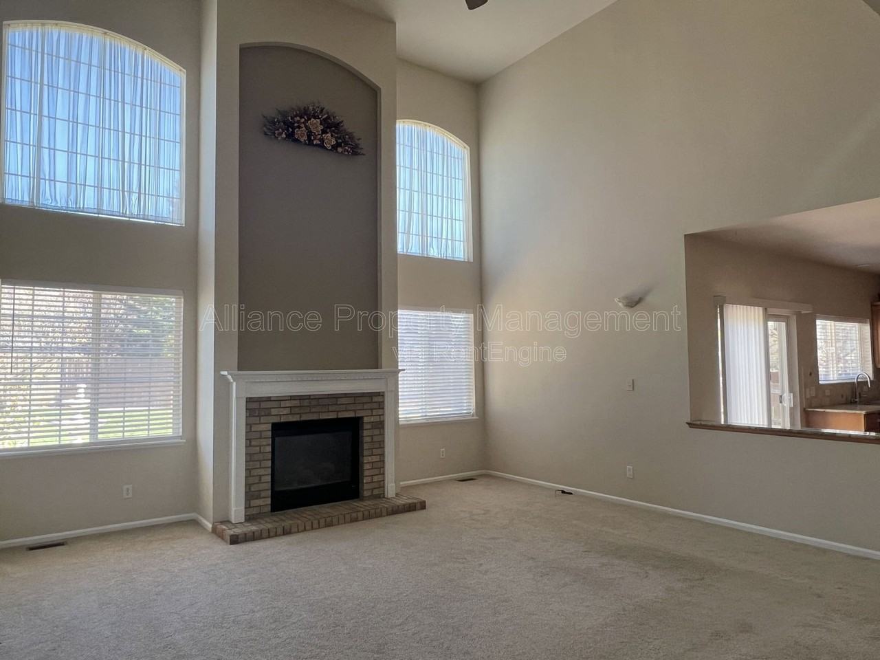 9083 Musgrave Street - Photo 4 of 42