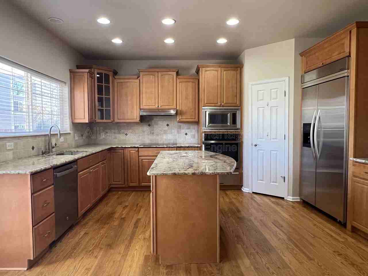 9083 Musgrave Street - Photo 7 of 42