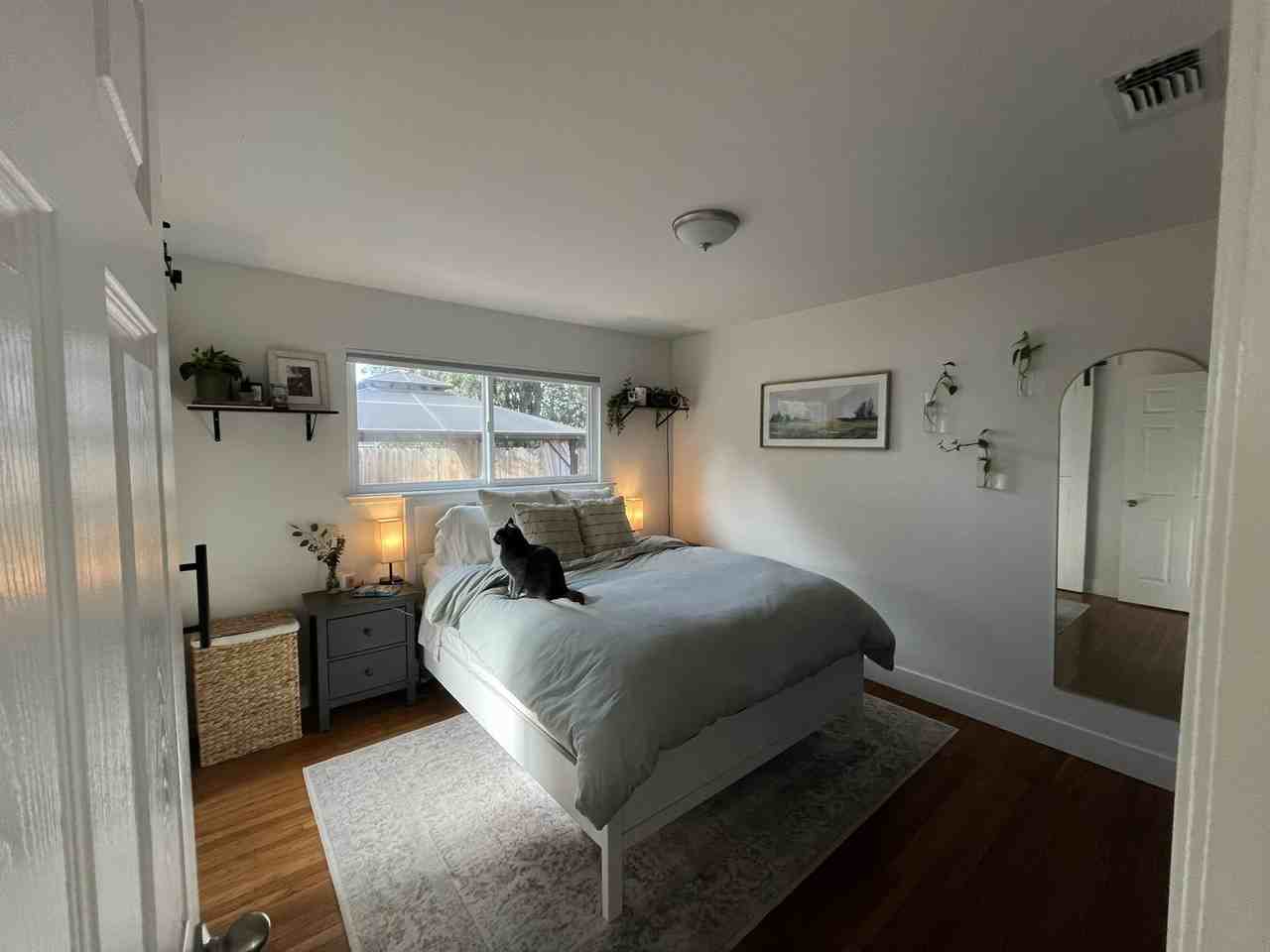 2840 Sarina Ct - Photo 3 of 32
