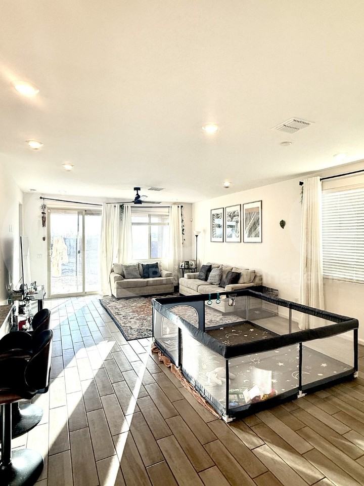 13090 East Cembeline Lane - Photo 4 of 31