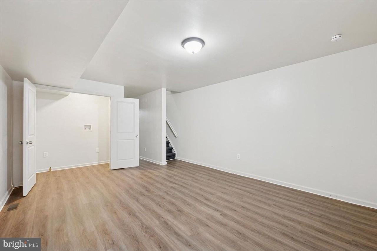 1016 Potter St - Photo 5 of 15