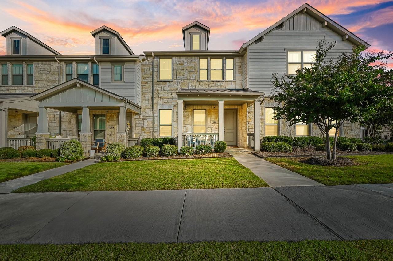 6489 Iron Horse Boulevard - Photo 2 of 34