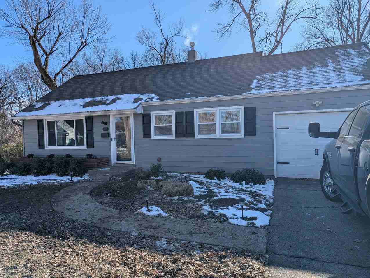 6611 West 73rd Street