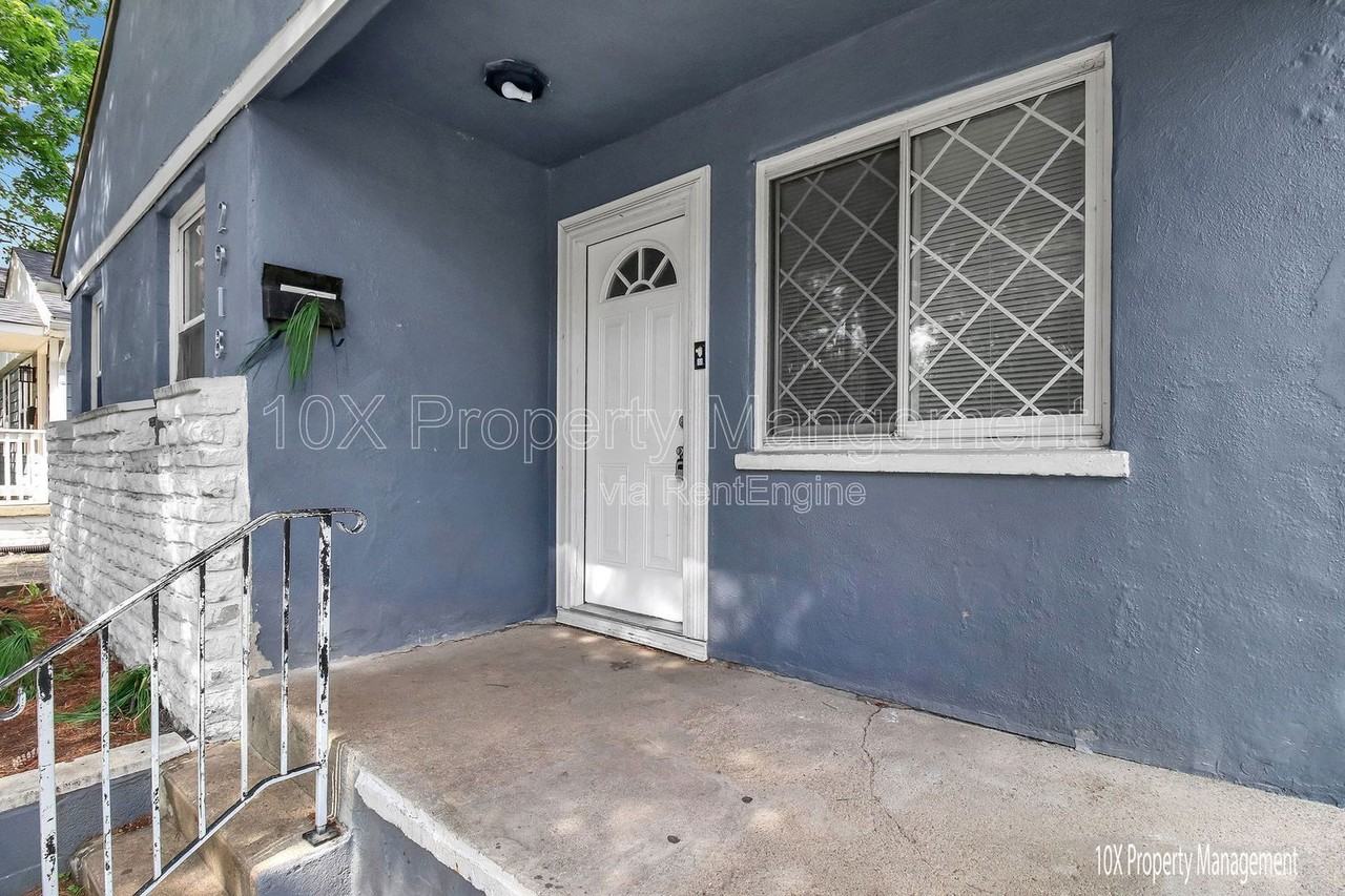 2918 Azelda St - Photo 4 of 23