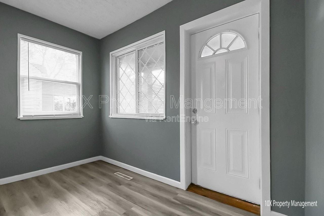 2918 Azelda St - Photo 5 of 23