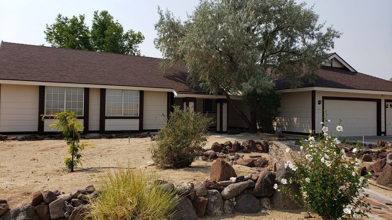 515 Tranquil Dr - Photo 2 of 25