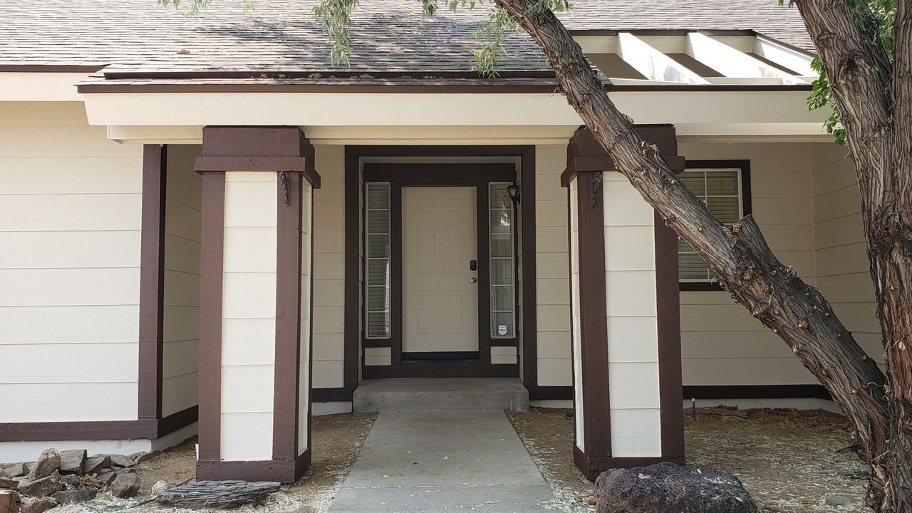 515 Tranquil Dr - Photo 3 of 25