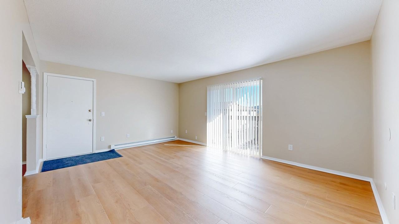 1260 Graves Avenue - Photo 6 of 19