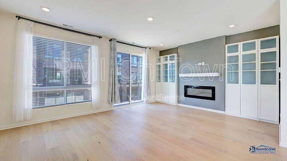 2326 Venture Drive - Photo 3 of 31