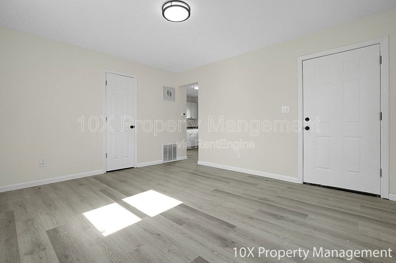 683 S Wheatland Ave - Photo 7 of 23