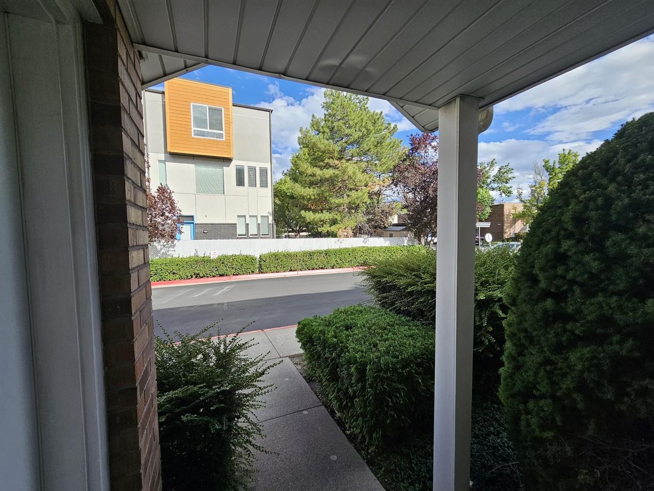 3938 S State St #E - Photo 7 of 37