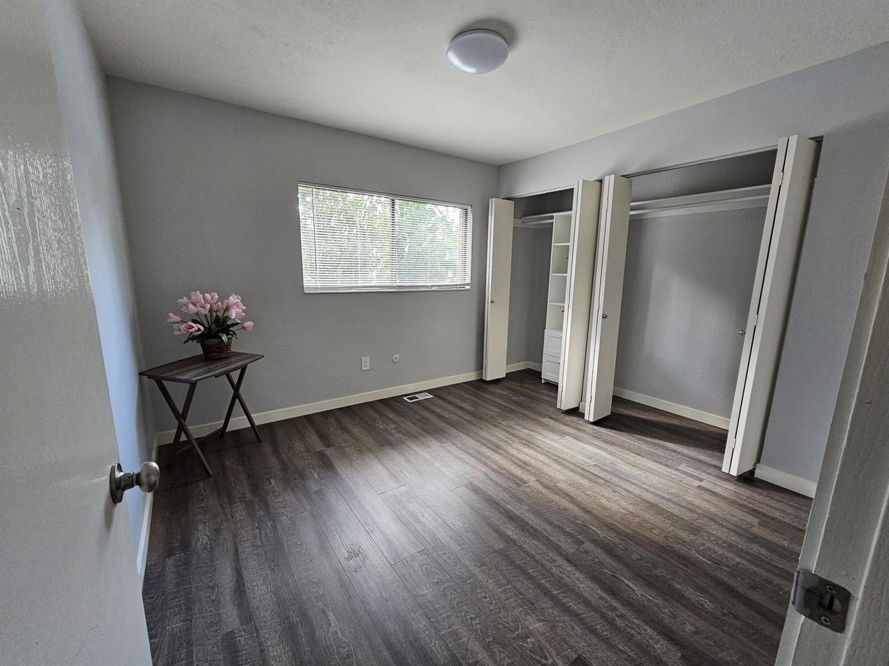 3938 S State St #E - Photo 6 of 37