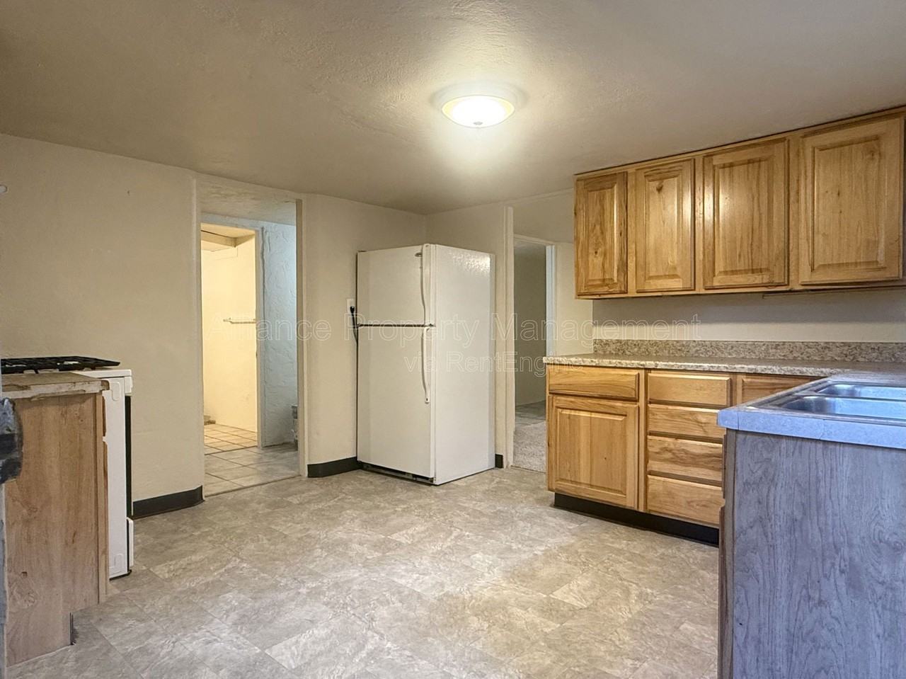 322 Farragut Avenue #B - Photo 2 of 20