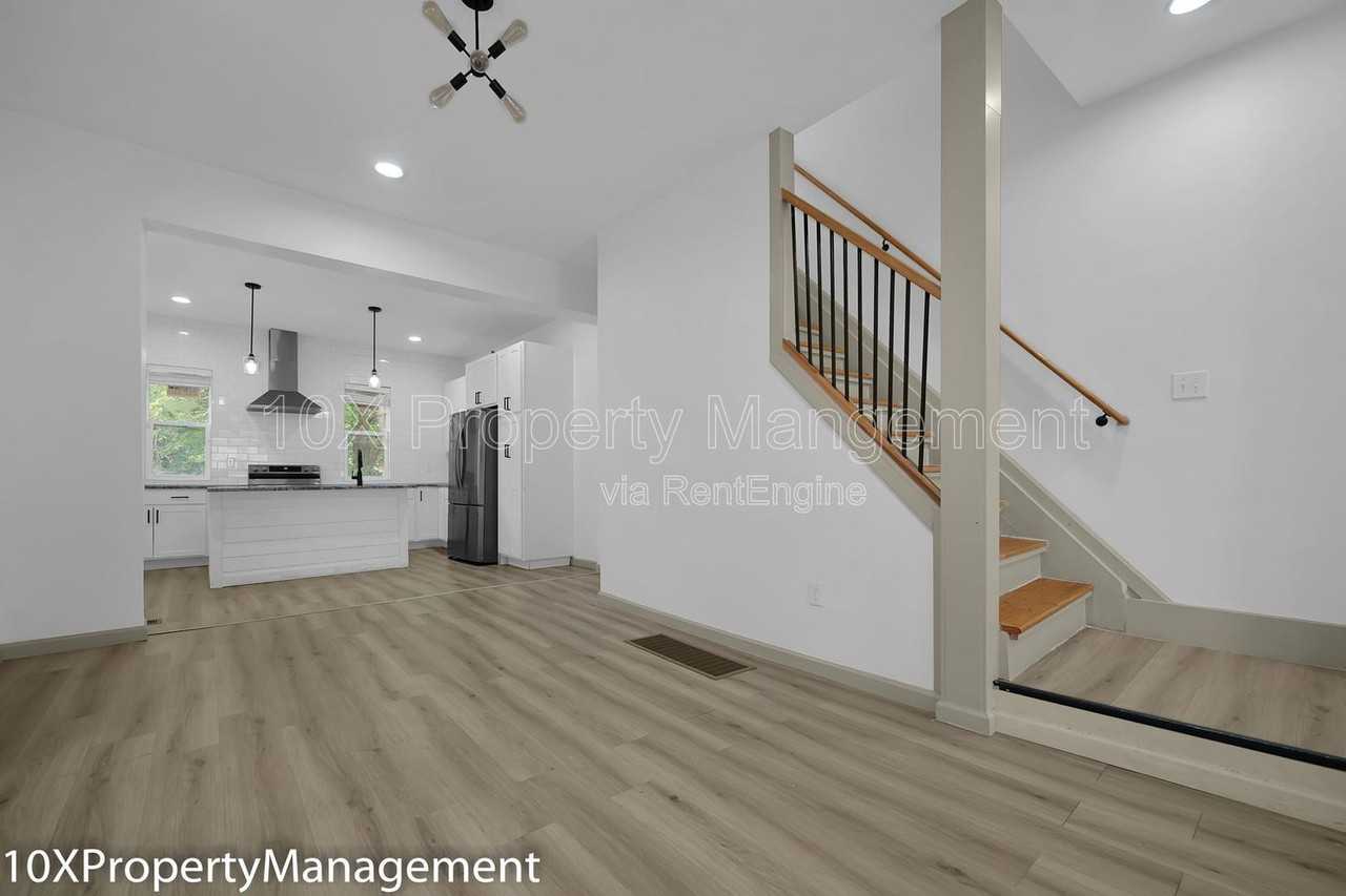 81 Chicago Avenue - Photo 6 of 22