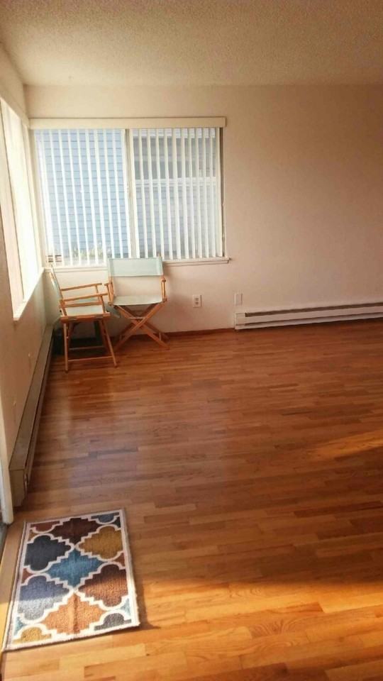 443 N Washington St - Photo 6 of 7